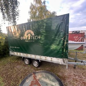 Stor lukket Trailer Prisen pr. Dag + forsikring og Moms