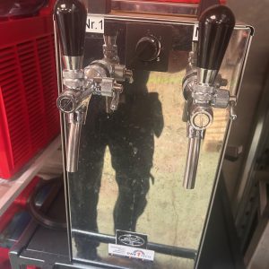 fadølsanlæg med 2 haner Udlejning Prisen pr. Dag + forsikring og Moms